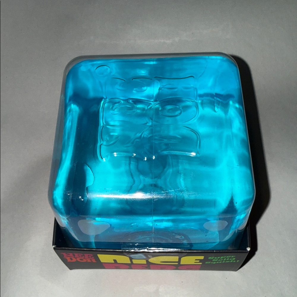 Nee Doh Blue Ice Cube NiceBerg - Picture 2 of 7